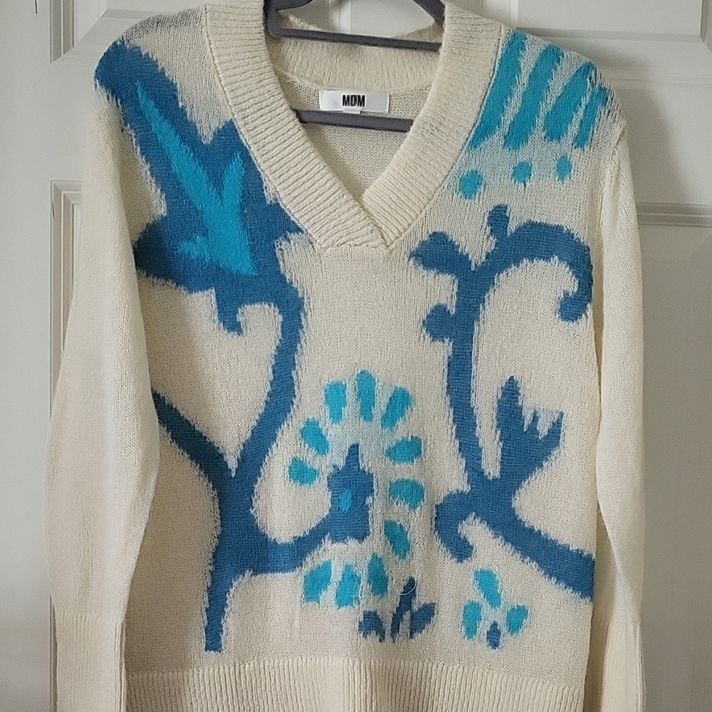 MD'M Ivory Mohair-Blend V-Neck Sweater with Turquoise Pattern Women Size M - Picture 5 of 9